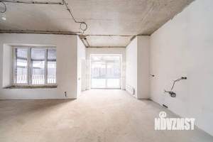 Дом 170м&sup2;, 2-этажный, участок 6 сот.  