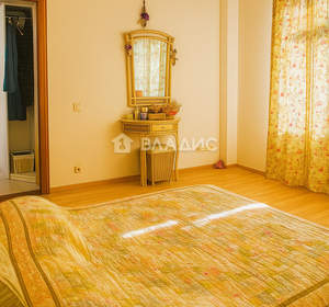 Дом 184м², 2-этажный, участок 4 сот.  