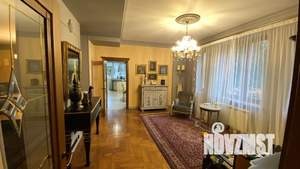 Коттедж 362м², 2-этажный, участок 11 сот.  