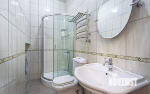 Дом 120м², 2-этажный, участок 7 сот.  