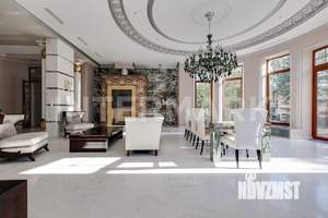 Коттедж 1400м², 3-этажный, участок 23 сот.  
