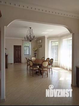 Коттедж 457м&sup2;, 3-этажный, участок 14 сот.  