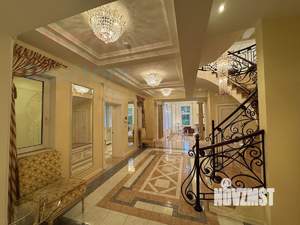 Дача 740м², 3-этажный, участок 28 сот.  