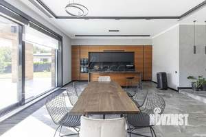 Коттедж 540м², 2-этажный, участок 25 сот.  