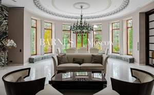 Дом 1400м², 2-этажный, участок 23 сот.  