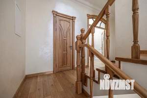 Таунхаус 350м², 3-этажный, участок 3 сот.  