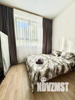 Студия квартира, посуточно, 24м2, 1/25 этаж