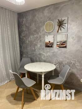 1-к квартира, посуточно, 43м2, 2/17 этаж