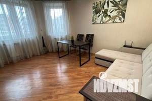 2-к квартира, посуточно, 44м2, 7/15 этаж
