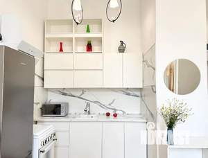 1-к квартира, посуточно, 40м2, 1/9 этаж