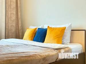 1-к квартира, посуточно, 32м2, 7/27 этаж
