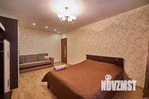 2-к квартира, посуточно, 70м2, 1/1 этаж