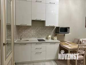 Студия квартира, посуточно, 25м2, 1/8 этаж