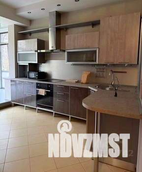 3-к квартира, на длительный срок, 120м2, 3/5 этаж