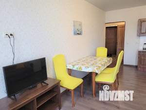 1-к квартира, посуточно, 43м2, 1/1 этаж