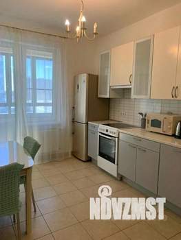 3-к квартира, посуточно, 60м2, 1/1 этаж