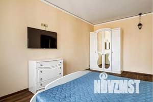 3-к квартира, посуточно, 58м2, 18/22 этаж