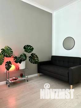 Студия квартира, посуточно, 37м2, 18/24 этаж