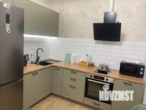 1-к квартира, посуточно, 38м2, 4/15 этаж