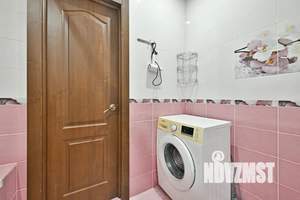 Студия квартира, посуточно, 52м2, 6/25 этаж