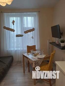 1-к квартира, посуточно, 43м2, 23/44 этаж