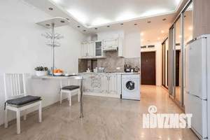 Студия квартира, посуточно, 39м2, 6/25 этаж