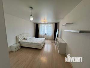 3-к квартира, на длительный срок, 135м2, 11/25 этаж