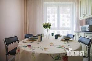 3-к квартира, посуточно, 81м2, 1/1 этаж