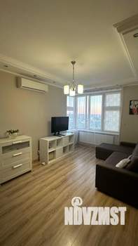 1-к квартира, посуточно, 40м2, 36/46 этаж