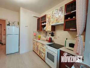 1-к квартира, посуточно, 40м2, 11/25 этаж