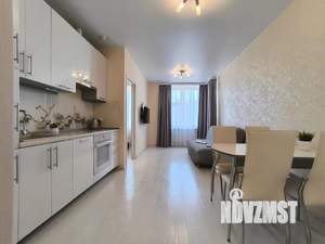 2-к квартира, посуточно, 37м2, 22/40 этаж