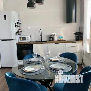 1-к квартира, посуточно, 65м2, 1/1 этаж