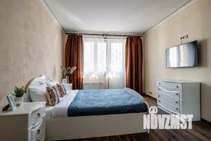 1-к квартира, посуточно, 58м2, 1/1 этаж