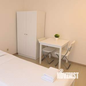 Студия квартира, посуточно, 20м2, 1/17 этаж