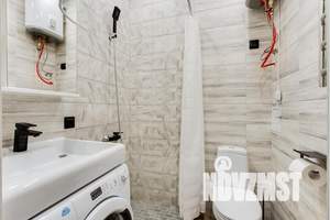 1-к квартира, посуточно, 18м2, 1/8 этаж