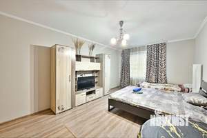 Студия квартира, посуточно, 38м2, 6/25 этаж