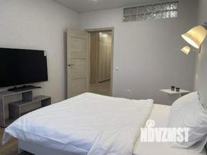 1-к квартира, посуточно, 60м2, 1/1 этаж