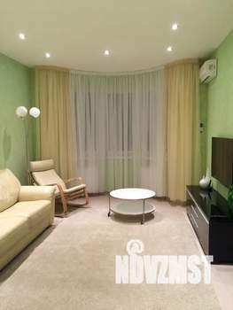 1-к квартира, посуточно, 45м2, 19/32 этаж