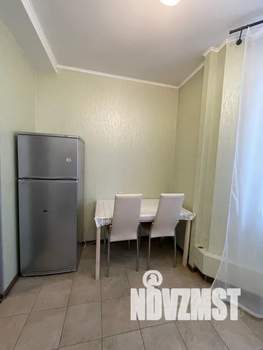 1-к квартира, посуточно, 38м2, 9/21 этаж