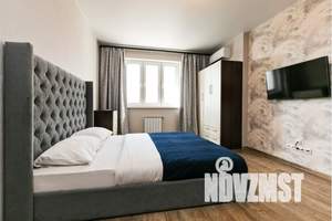 1-к квартира, посуточно, 42м2, 16/22 этаж