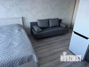 Студия квартира, посуточно, 29м2, 1/8 этаж