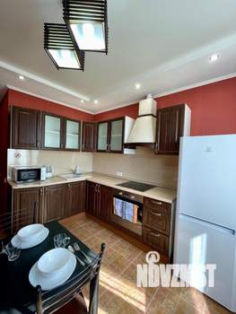 2-к квартира, посуточно, 60м2, 1/1 этаж