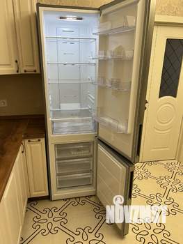 4-к квартира, на длительный срок, 131м2, 3/25 этаж