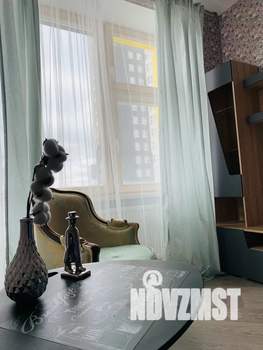 2-к квартира, посуточно, 38м2, 26/44 этаж