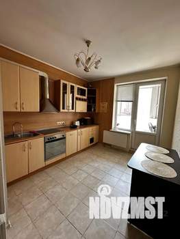 1-к квартира, посуточно, 40м2, 4/25 этаж