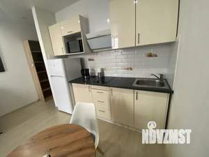 Студия квартира, посуточно, 28м2, 3/6 этаж