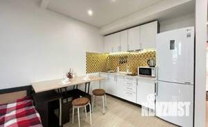 Студия квартира, посуточно, 25м2, 2/6 этаж