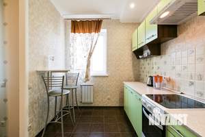 1-к квартира, посуточно, 35м2, 13/22 этаж