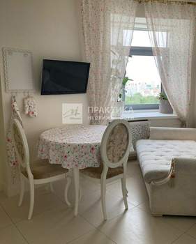 3-к квартира, на длительный срок, 100м2, 21/25 этаж