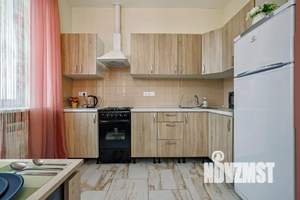 1-к квартира, посуточно, 45м2, 1/1 этаж